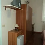 Nuova Italia 3*